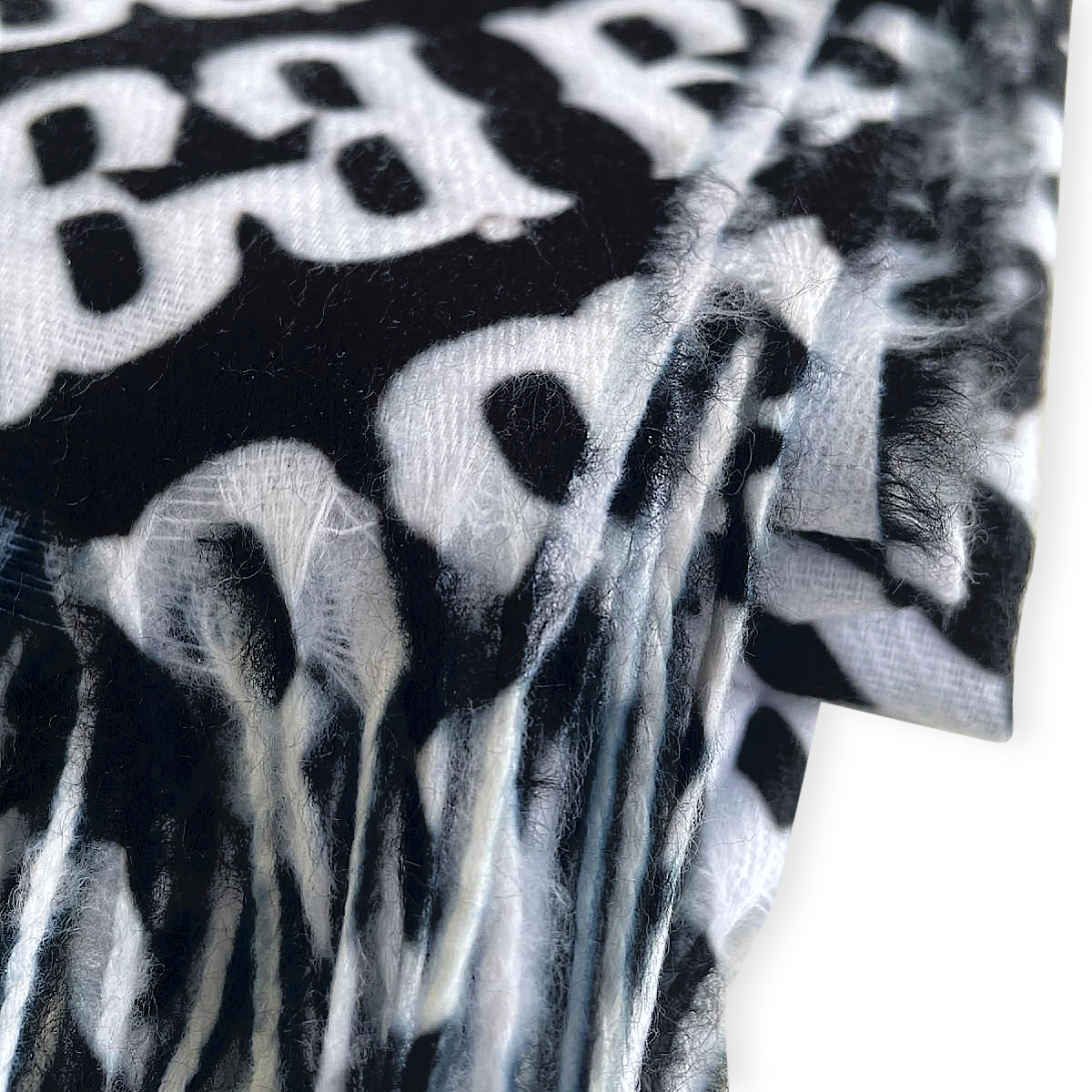 Cashmere Quality Softness Barrier Breaker Scarf | Soft Lightweight Wrap